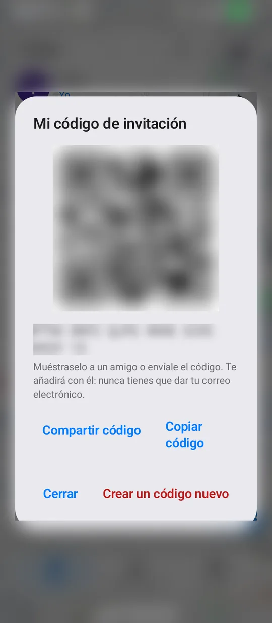 Pantalla Mi código de invitación: código QR y código de texto (difuminados en esta imagen), con Compartir código, Copiar código y Crear un código nuevo