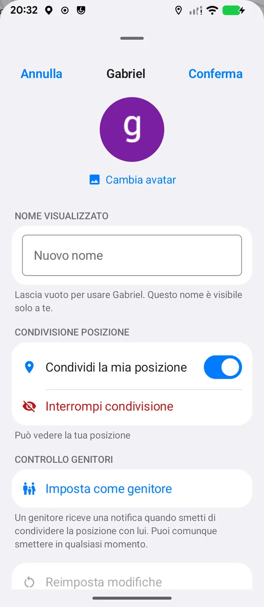 Scheda persona: Cambia avatar, campo Nome visualizzato, interruttore Condividi la mia posizione, Interrompi condivisione, Imposta come genitore e Reimposta modifiche