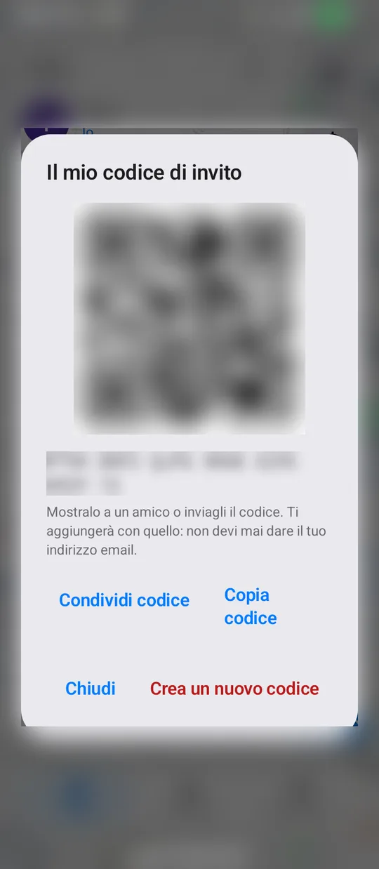 Schermata Il mio codice di invito: codice QR e codice di testo (sfocati in questa immagine), con Condividi codice, Copia codice e Crea un nuovo codice